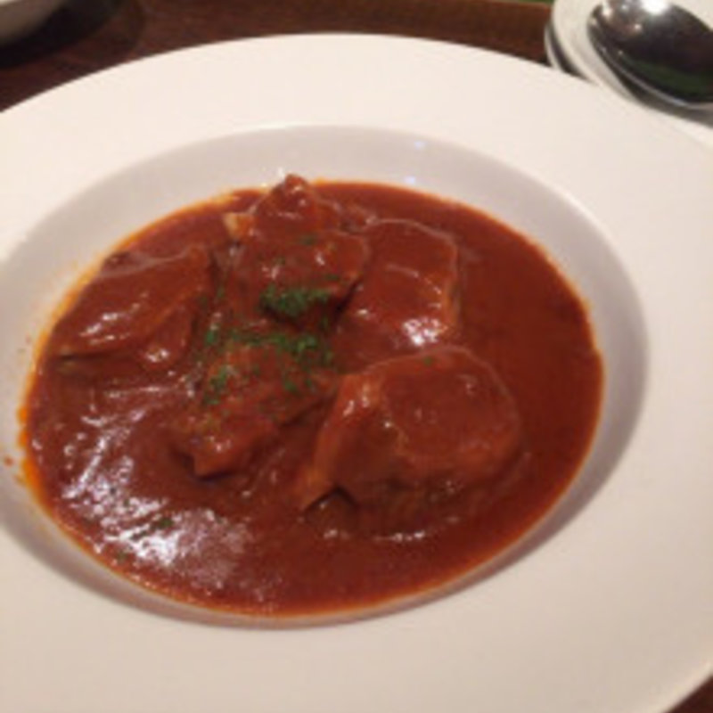 自家製スペアリブの煮込み(Ａ&Kビア＆フードステーション)