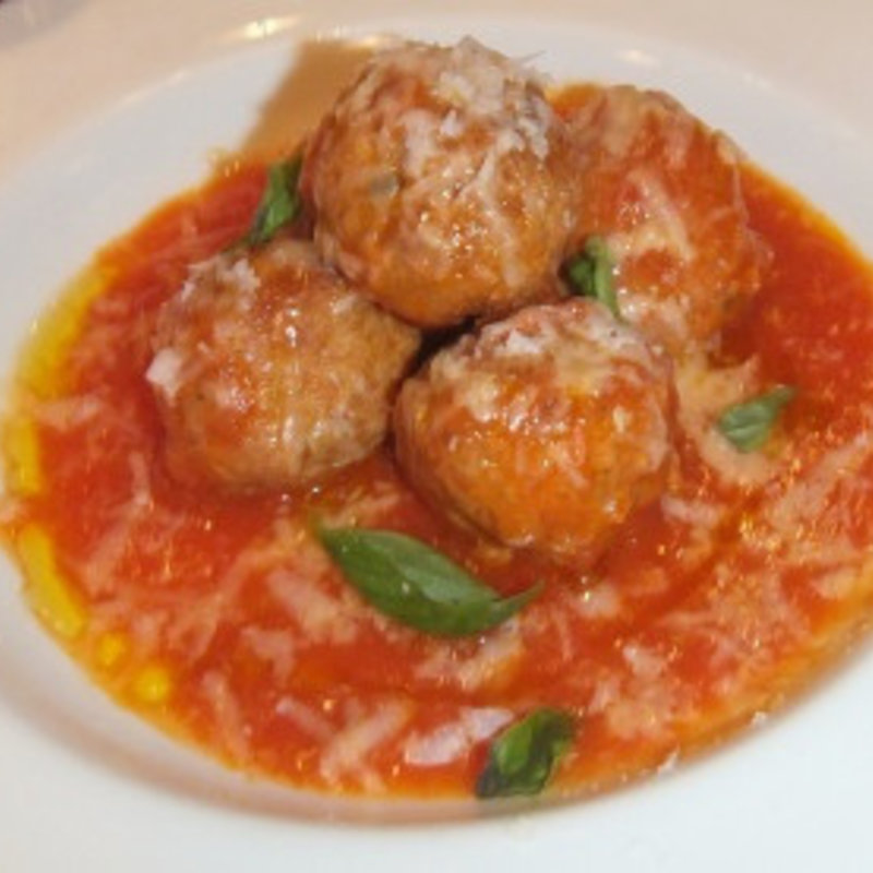 チキンのミートボール トマトソース煮込み(A16 TOKYO （エーシックスティーントウキョウ）)