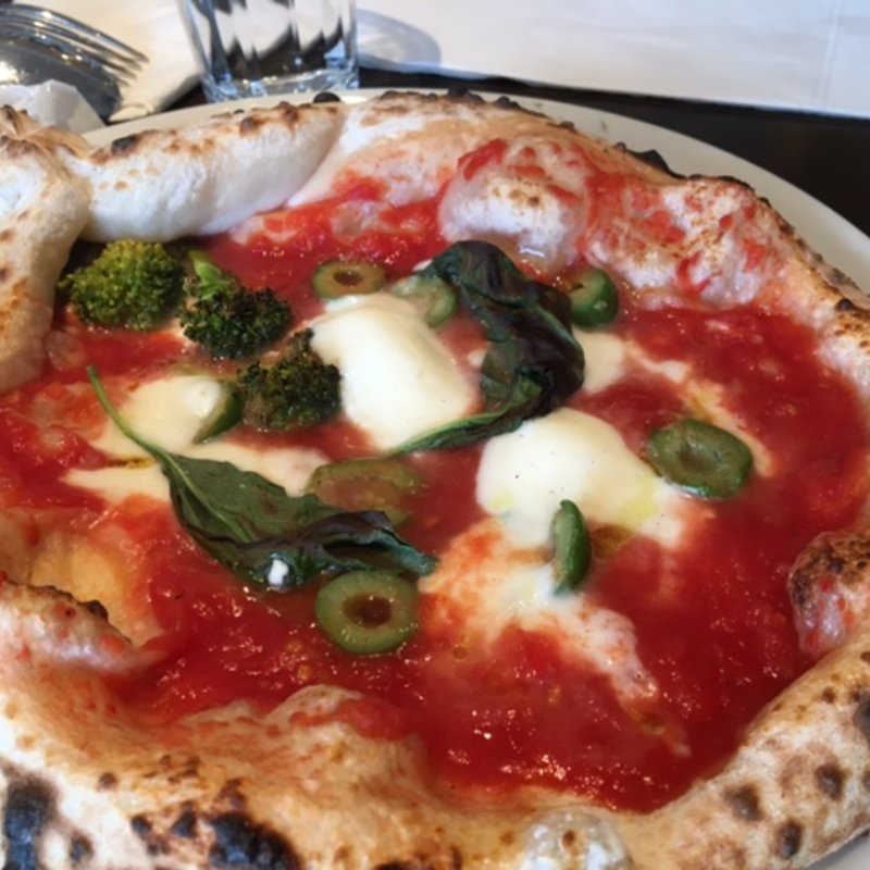 モッツアレラのピザ(A16 YOKOHAMA)