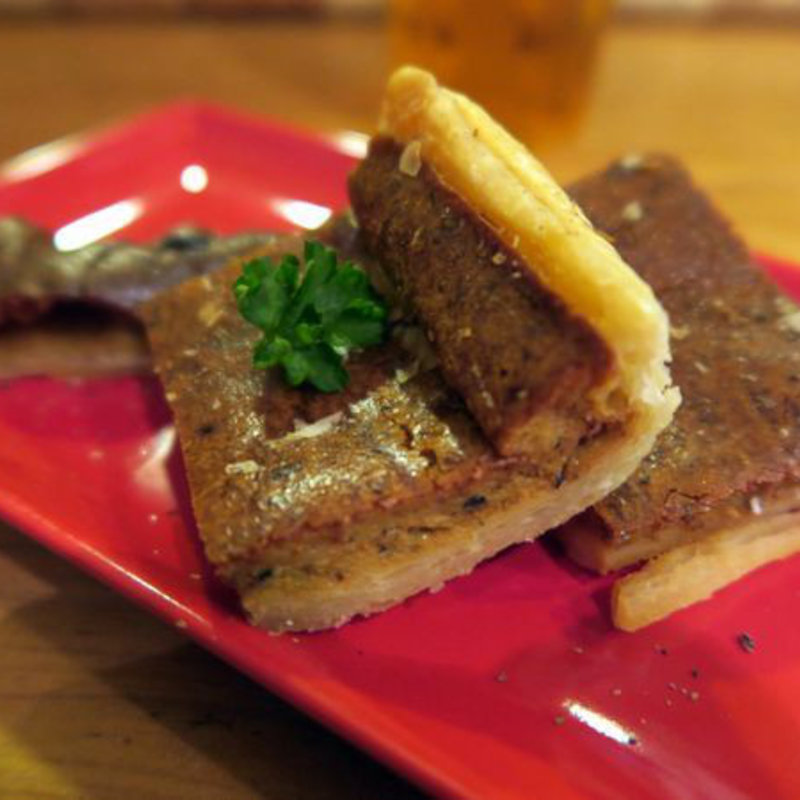 カレー風味のキッシュ(発酵醸造酒場 Ace)