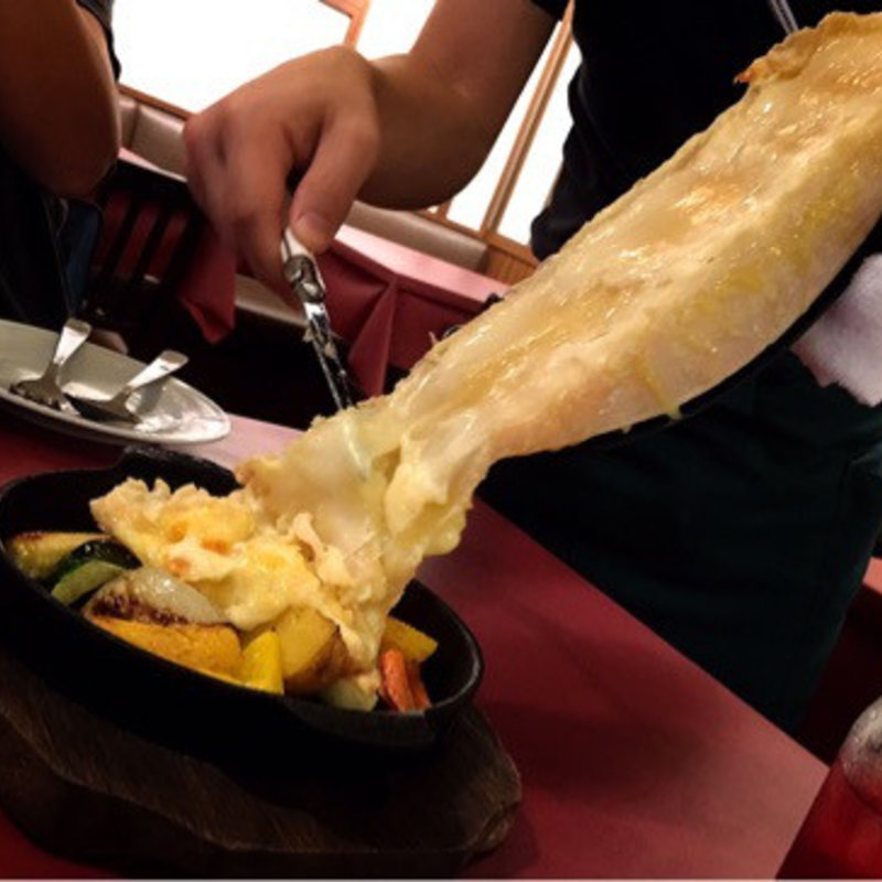 いろいろ焼野菜のラクレットチーズ(ADONE 千駄ヶ谷店 （アドーネ）)