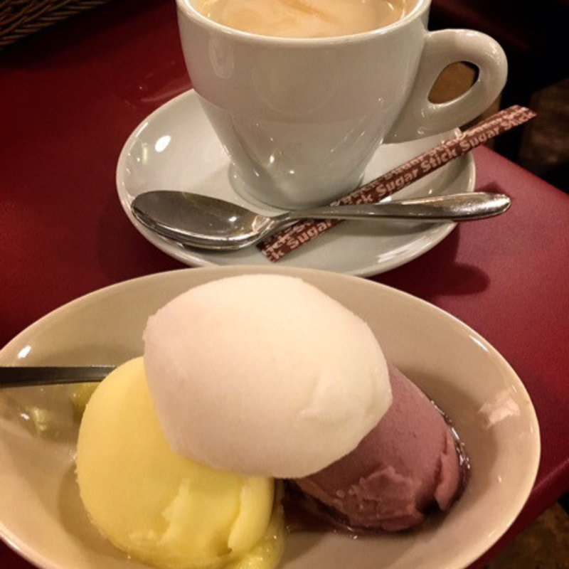 季節フルーツのソルベ(ADONE 千駄ヶ谷店 （アドーネ）)