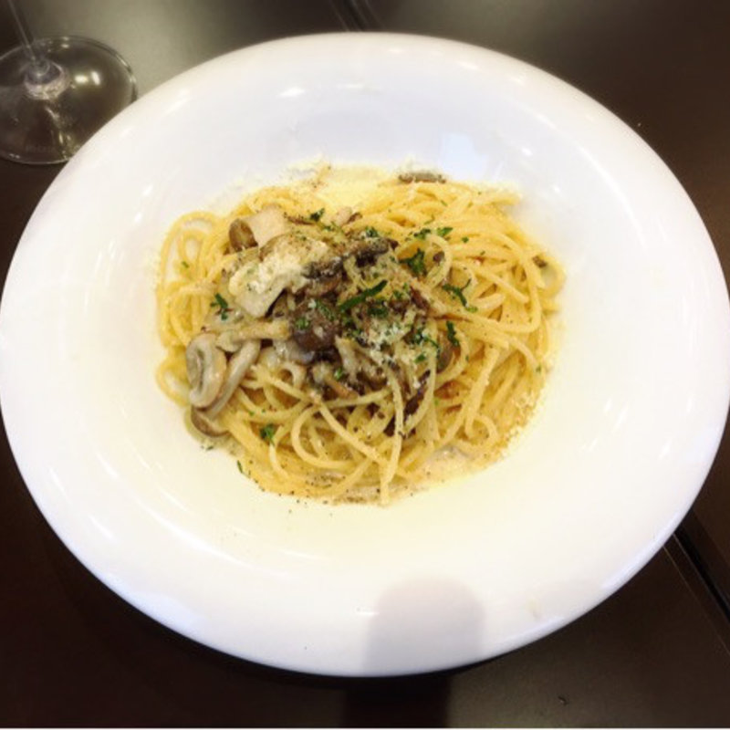 4種のきのこのクリームパスタ(Albero d Olive)
