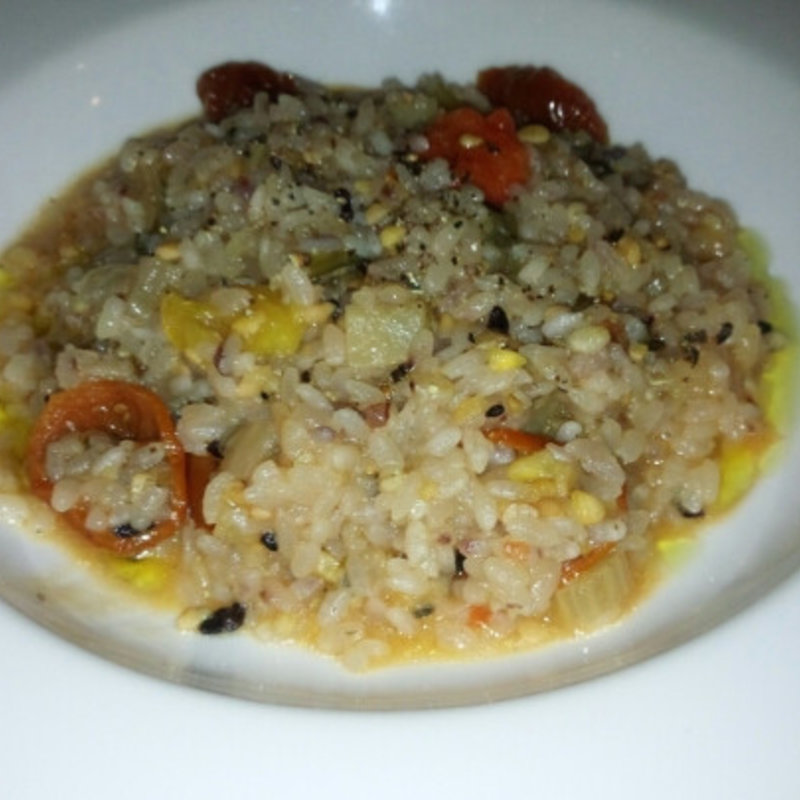 雑穀のﾄﾏﾄﾘｿﾞｯﾄ(and people udagawa)