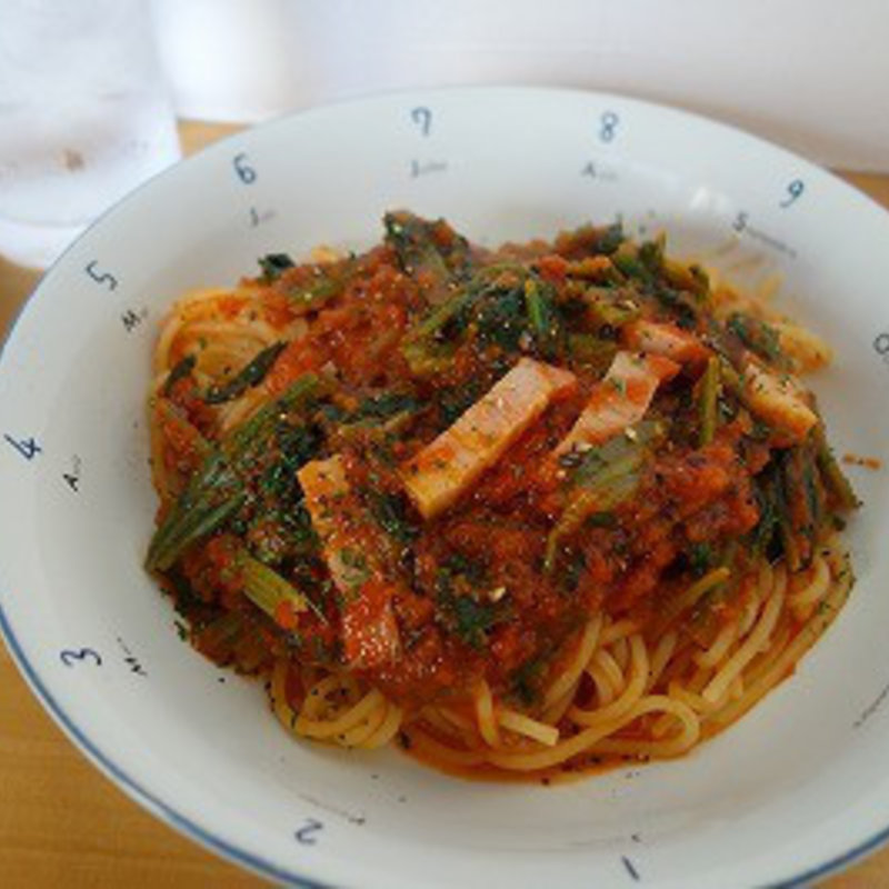 ほうれんそうとベーコンのトマトソースパスタ(ARBOL （アルボール）)