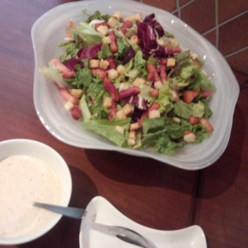 シーザーサラダ(Bambi （バンビ）)