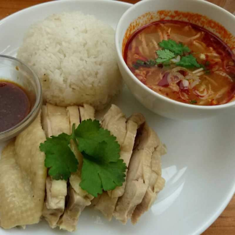 カオマンガイ＆トムヤンクンスープ(BANGKOK SMILE 愛宕グリーンヒルズ)