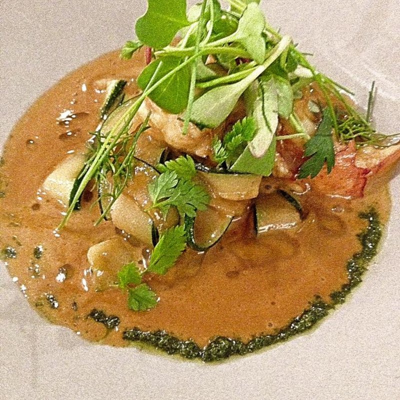 オマール海老のタリオリーニ風(bar à vin PARTAGER)