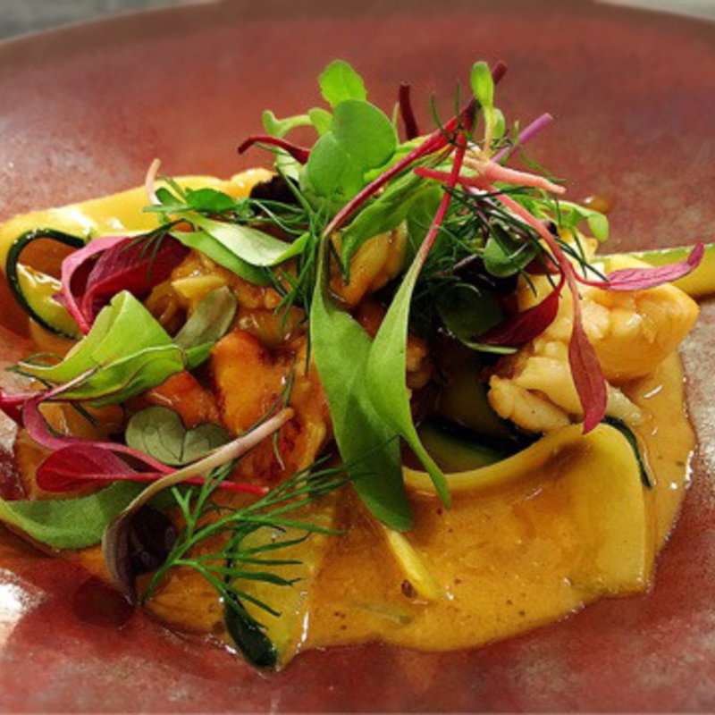 オマール海老のロースト　ズッキーニタリオリーニ風　(bar à vin PARTAGER)