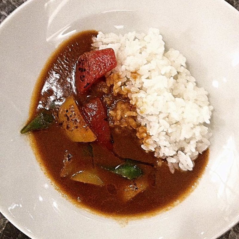 スパイシーカレーライス エビ風味(bar à vin PARTAGER)