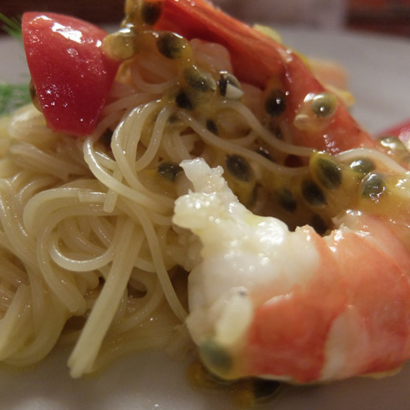 冷製フルーツトマトと海老のパスタ(GONZA yokohama)