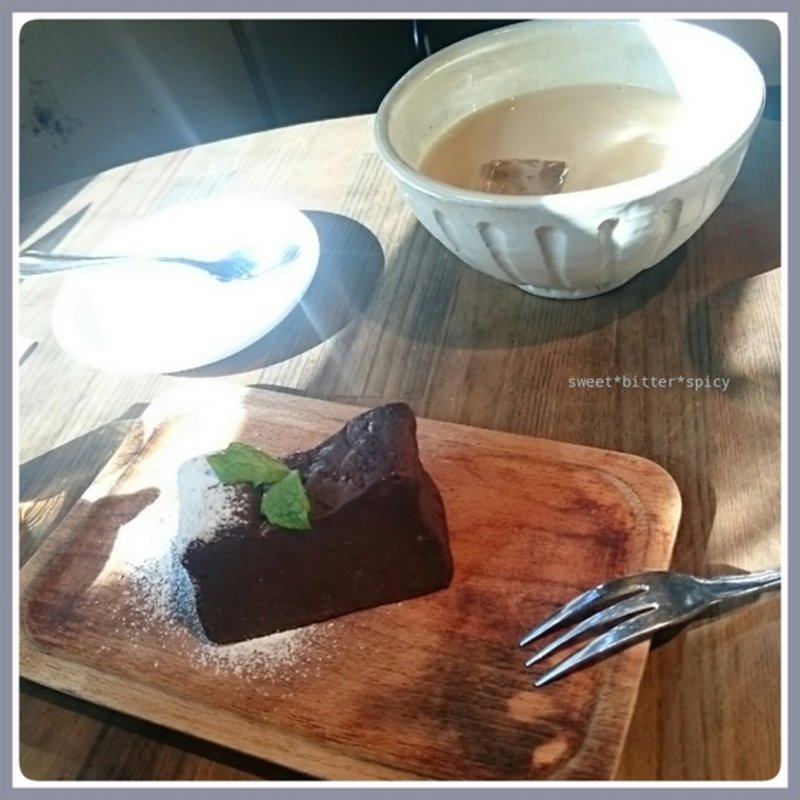 ガトーショコラ(Bar TRAM)