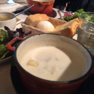 福津産のお野菜たくさんのクリームシチュー(バール ヴィータ 天神店)