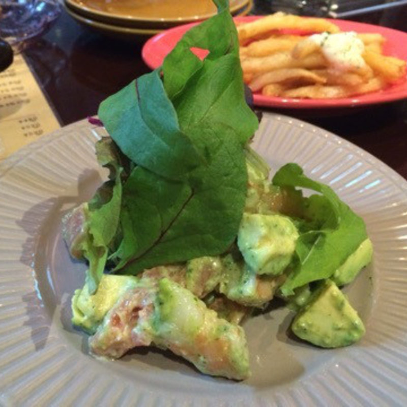 エビとアボカドのサラダ(bistecca 肉bal ＋36)