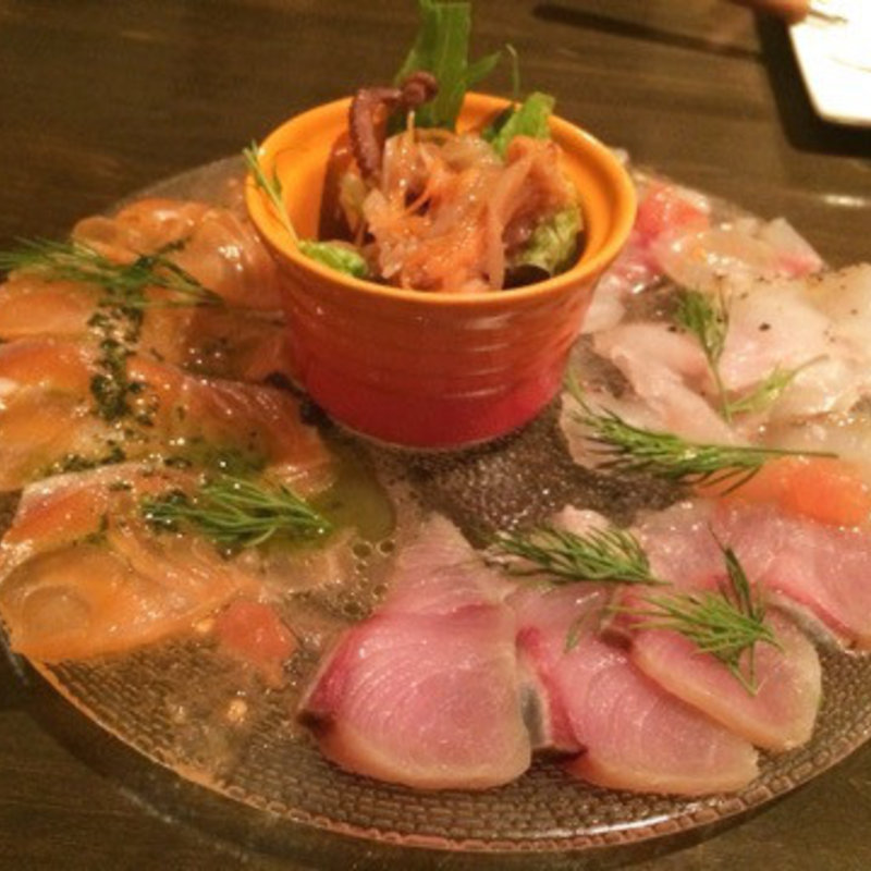 カルパッチョ(肉×ワインビュッフェ Bistro CinqCes ビストロサンクシー)