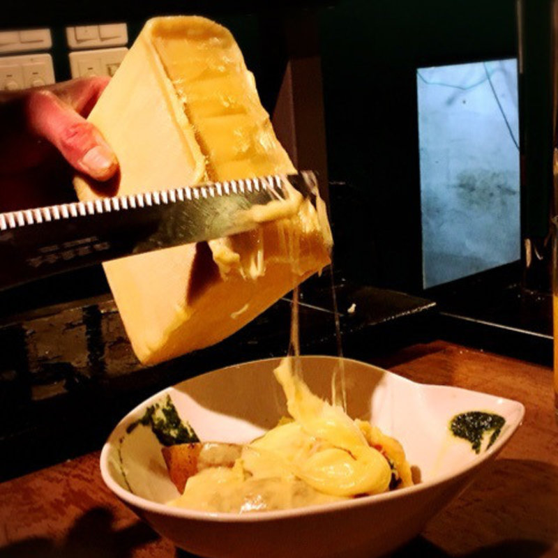 スチームした甘み野菜のラクレット(BISTRO PORCORO （ビストロポルコロ）)