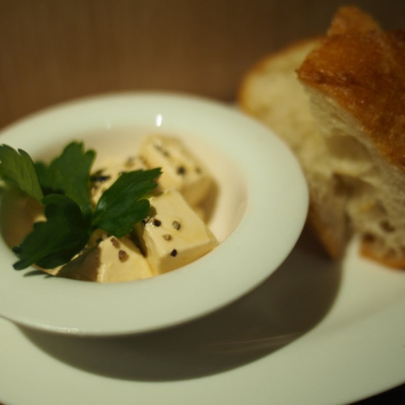 クリームチーズの牡蠣醤油マリネ(BISTROあっけし 新橋店)