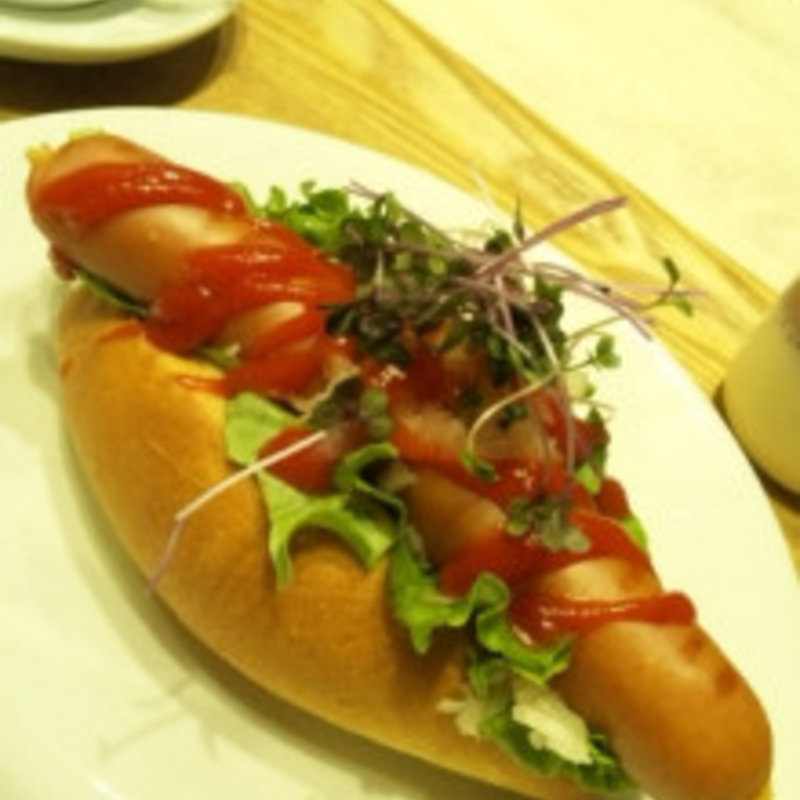 モーニングホットドッグサンドセット(Bon Vivant sandwich （ボン ヴィヴァン サンドウィッチ）)