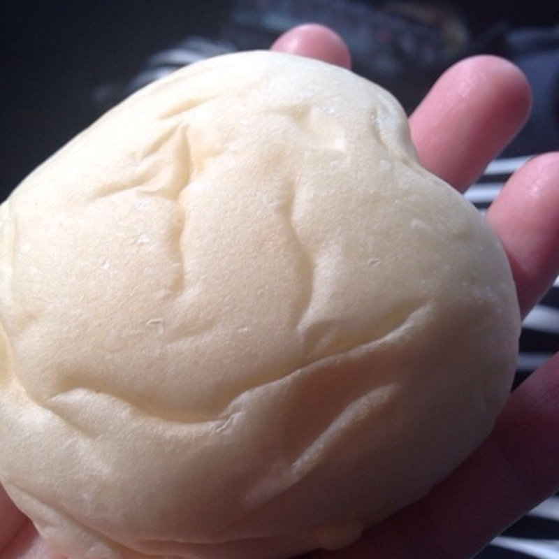 クリームパン(Boulangerie Lamp　 （ブーランジェリーランプ）)