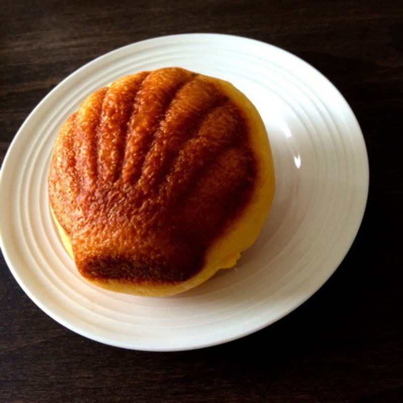 クリームパン(Boulangerie　Sugiyama （ブーランジェリー スギヤマ）)