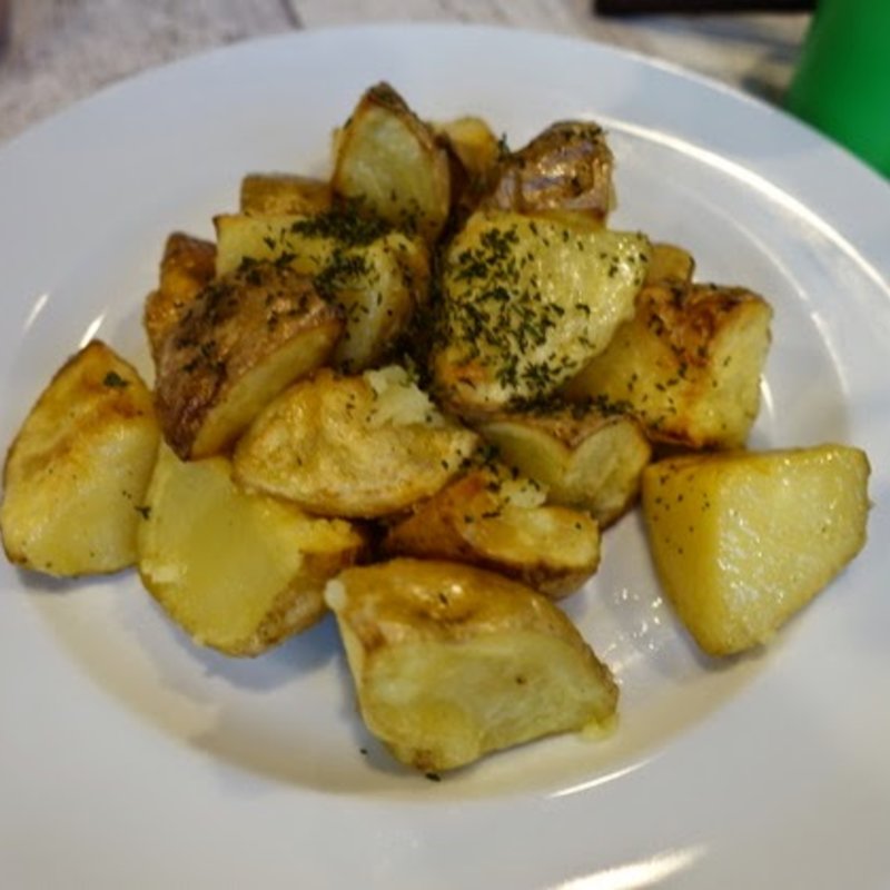 ポテト焼き(ブン ブン ブラウ カフェ ウィズ ビーハイヴ （Bum Bun BLau Cafe with BeeHive）)