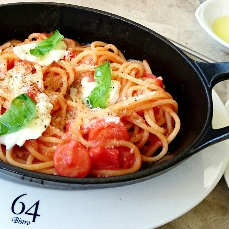 パスタランチ(Cafe and Bar 64 Bistro （カフェアンドバー ロクヨンビストロ）)