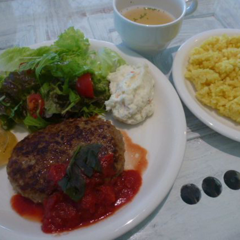 ハンバーグセット(CAFE BLANC)