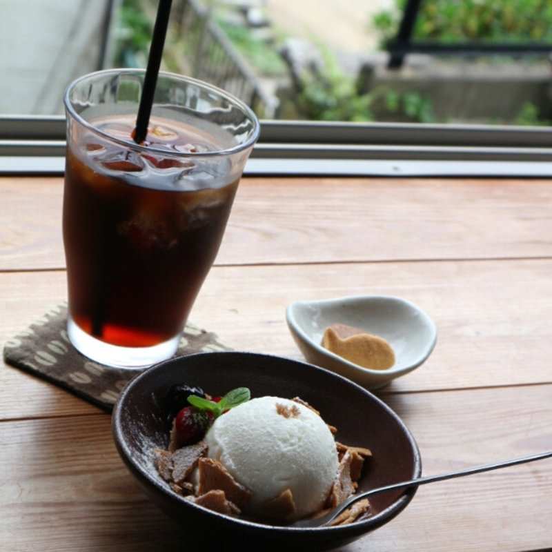 藻塩ジェラート(Cafe はまぐり堂 )