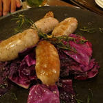 ソーセージと紫キャベツのオーブン焼き(Cafe1894)