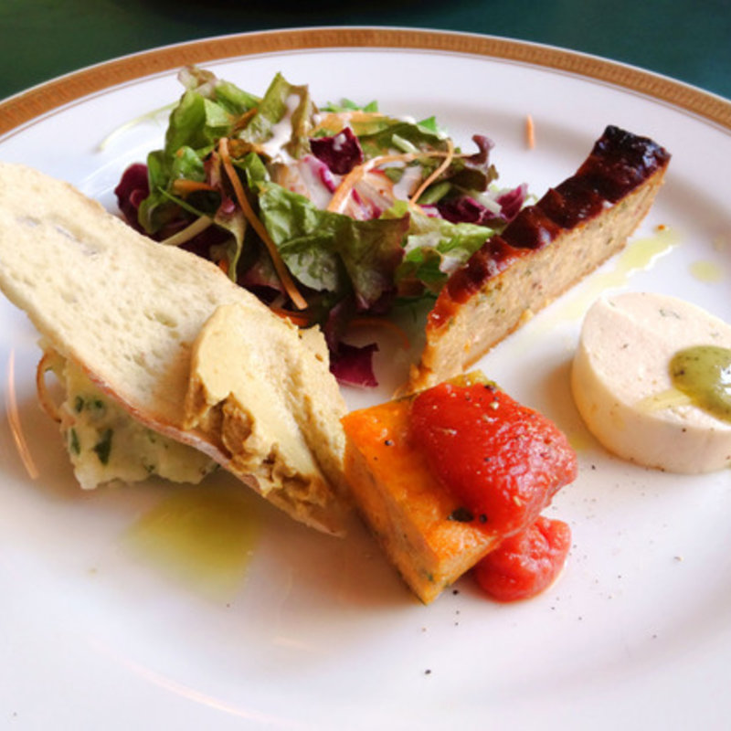 本日のおすすめ前菜の盛り合わせ(Calib )