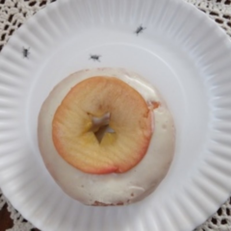 ホリデーアップルクリームチーズ(CAMDEN’S BLUE ★ DONUTS（カムデンズ ブルースタードーナツ）)