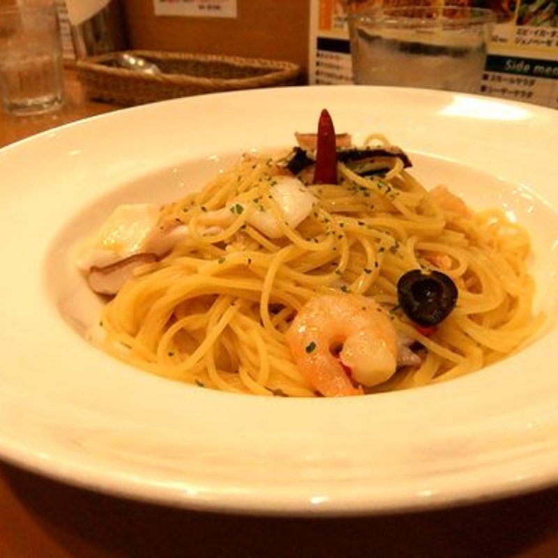 エビ・イカ・タコのペペロンチーノ(Ciao 福岡天神店 （チャオ）)