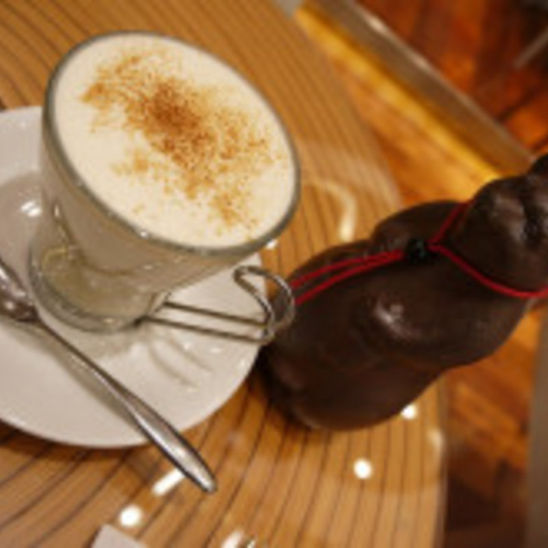 アーモンドショコラソイラテ(クラブハリエ B-studio 博多阪急店)