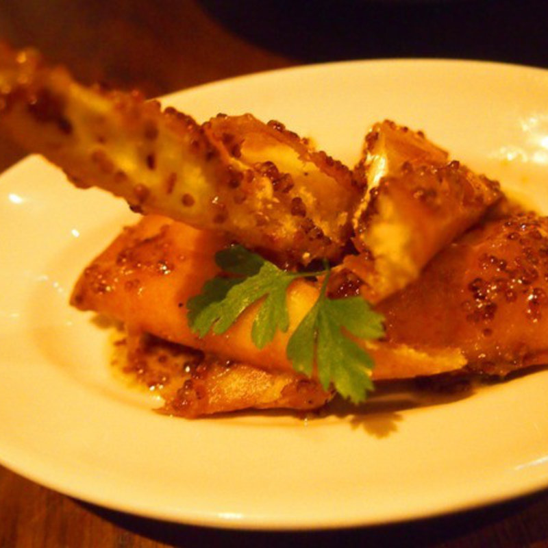 蟹とクリームチーズのステック揚げ(CONA 麻布十番店 （コナ）)