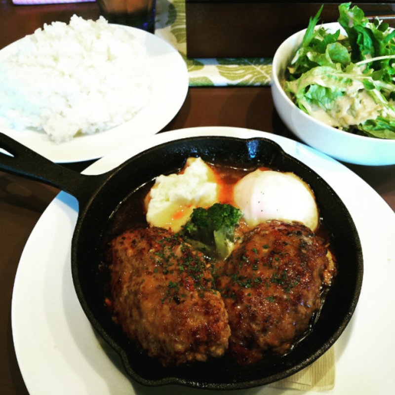 温玉照り焼きハンバーグサラダセット(Concerto)