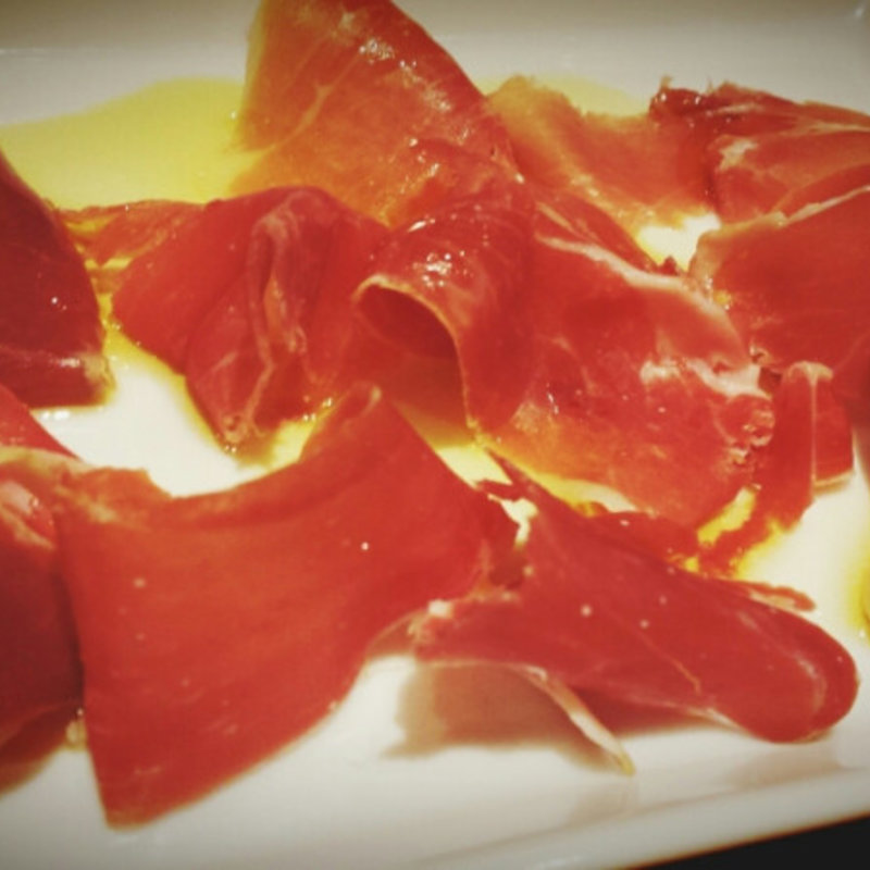 生ハム盛り合わせ(DINING BAR TALAHT ダイニングバー タラート)