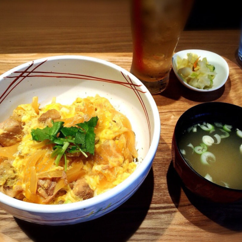 柚子だし親子丼(和酒Bar EBISU 風鈴屋 下北沢店)