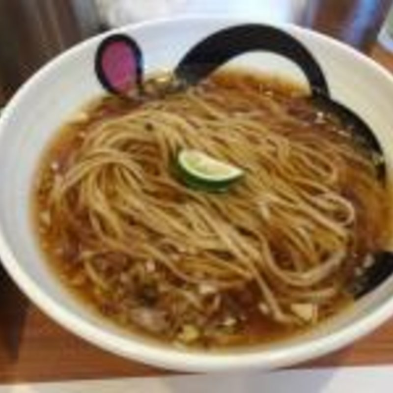 溶岩焼き仕立ての醤油そば(小麦蕎麦処 四天王寺 五常)