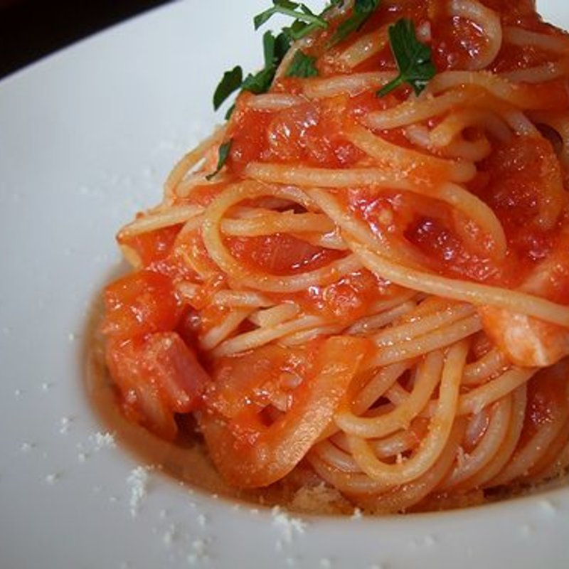 ベーコンと玉葱のトマトソース(Ｆridge （フリッジ）)