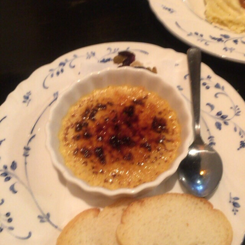 フォアグラのブリュレ・ドライフルーツ添え(gaza)