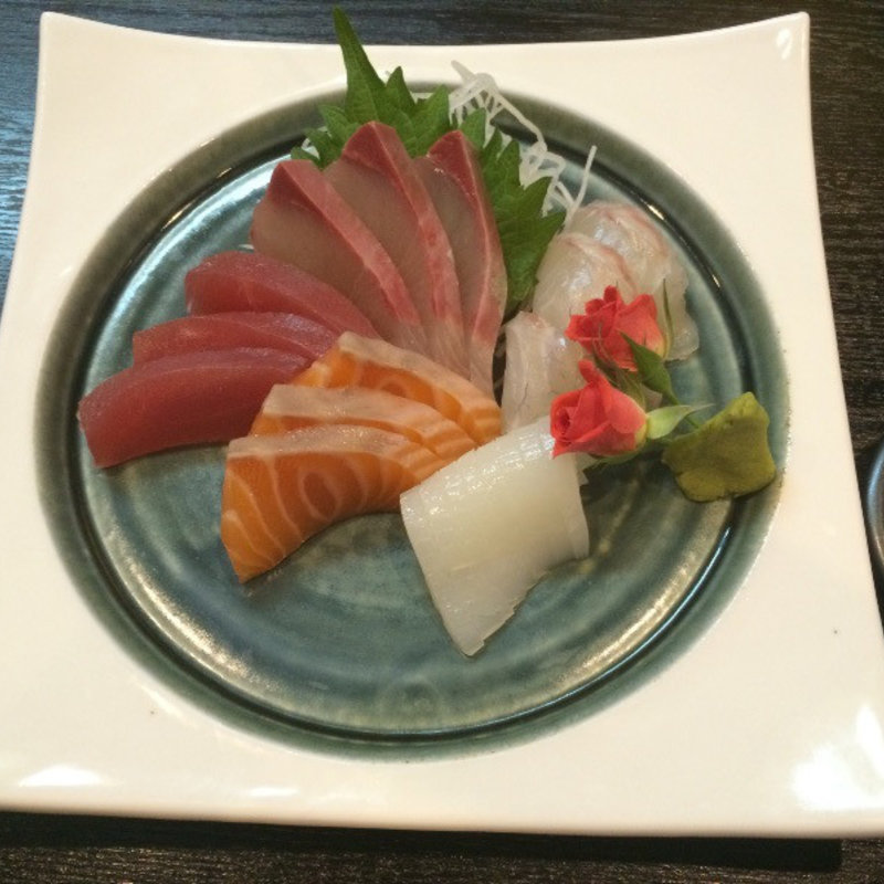 お刺身盛り合わせ(Gen喜)