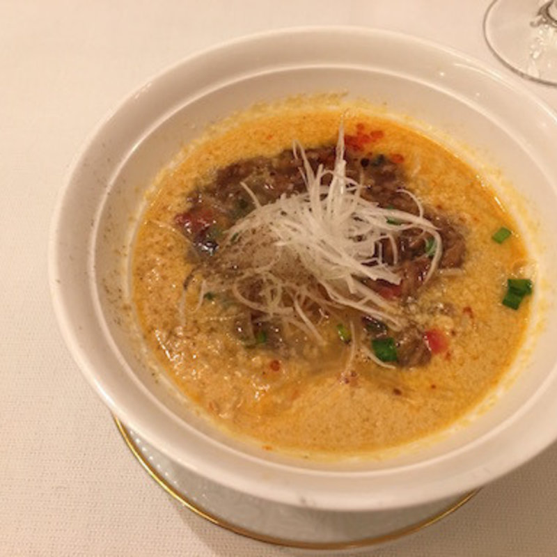 ミシュランシェフのプリフィックスメイン料理付
全6皿コース(芳園)