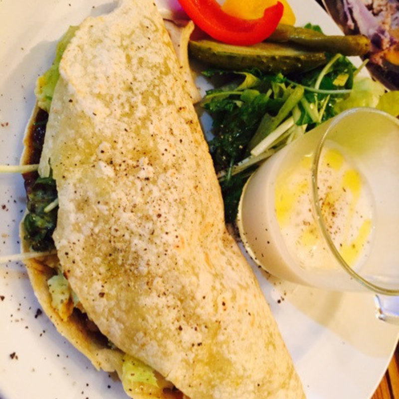 Quesadilla　ケサディージャ(GOLDEN CHICKEN （ゴールデンチキン）)