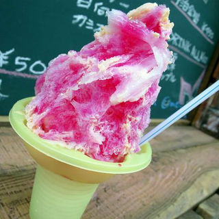イチゴ＋練乳トッピング(播戸商店・GOLDEN ICE)