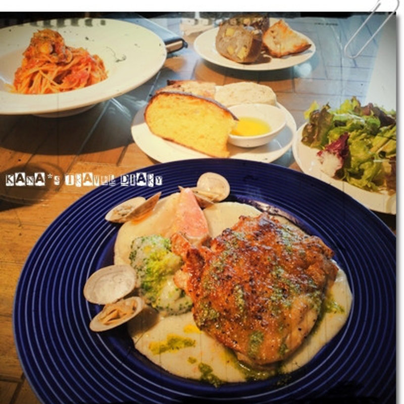 ローストチキン冬野菜とアサリのクラムチャウダーとバジルソースとホタテのグリルと菜の花のトマトソースパスタ(GOOD EAT TABLE & STANDARD BAR （グッドイートテーブルアンドスタンダードバー）)