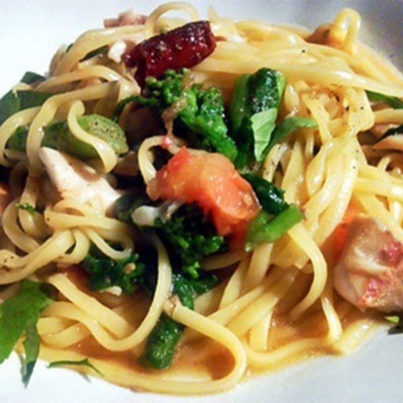 菜の花と鯛のペペロンチーノ(グラーノ デリカテッセン バル)