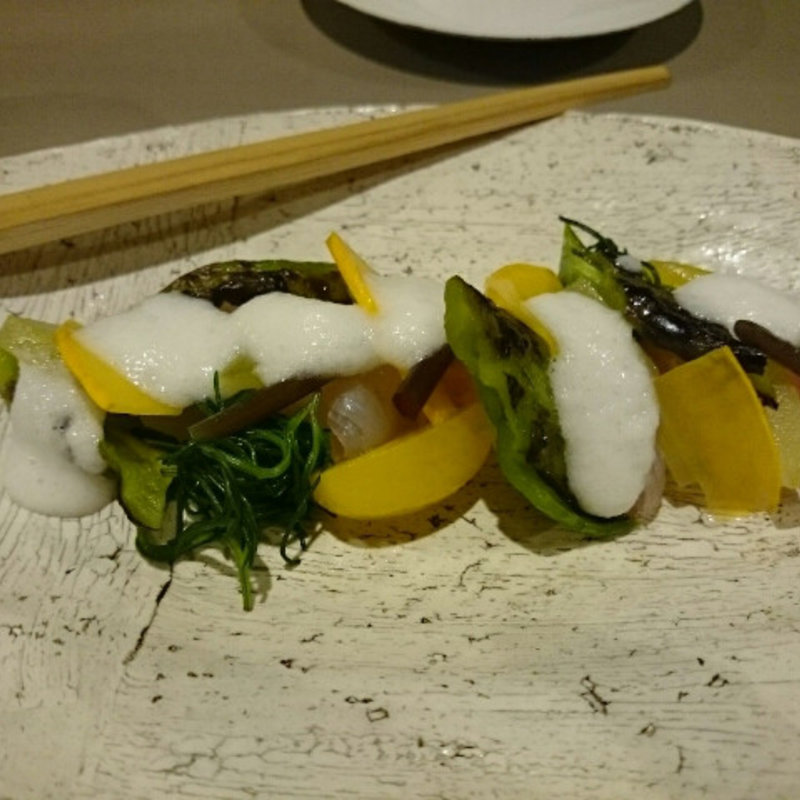 ひらめの昆布〆とおひたし(GRIS)