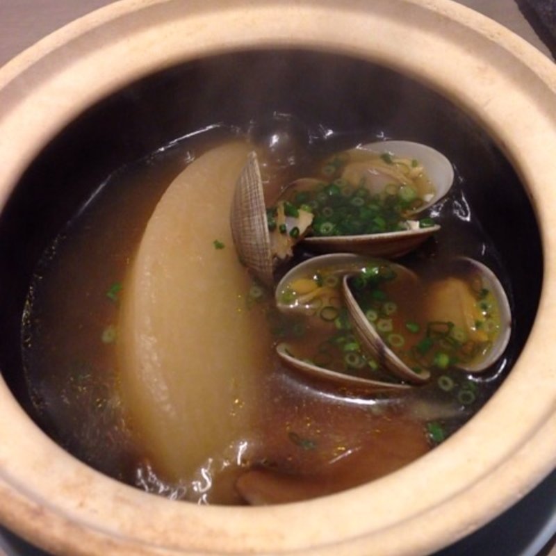 聖護院大根とアサリのXO醤スープ煮(GRIS)