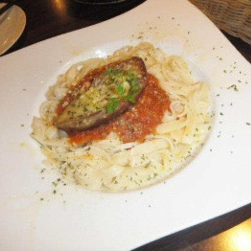 フォアグラとボロネーゼ生パスタ(HAGOROMO 新宿野村ビル店)