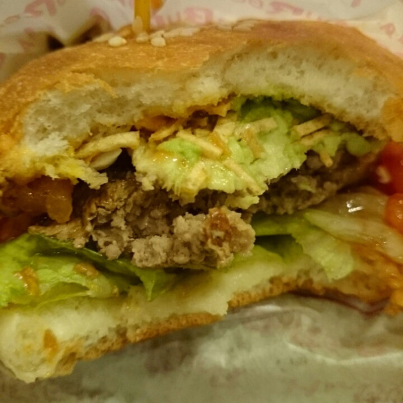 交野のバーガー(はれらに食堂)